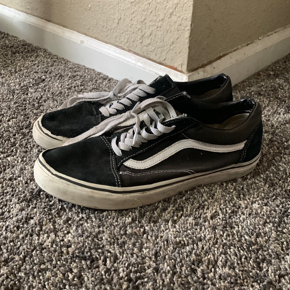 Vans - Picture 2 of 5